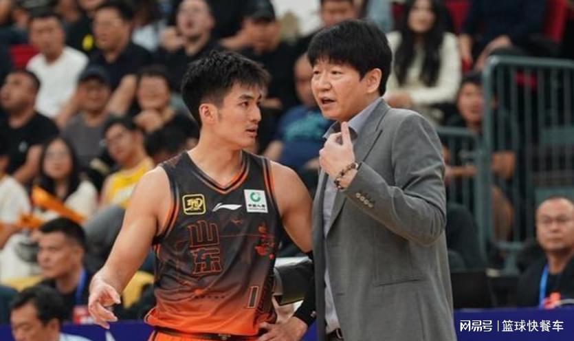乌法115k欧元买断阿加波夫，结束租借正式加盟