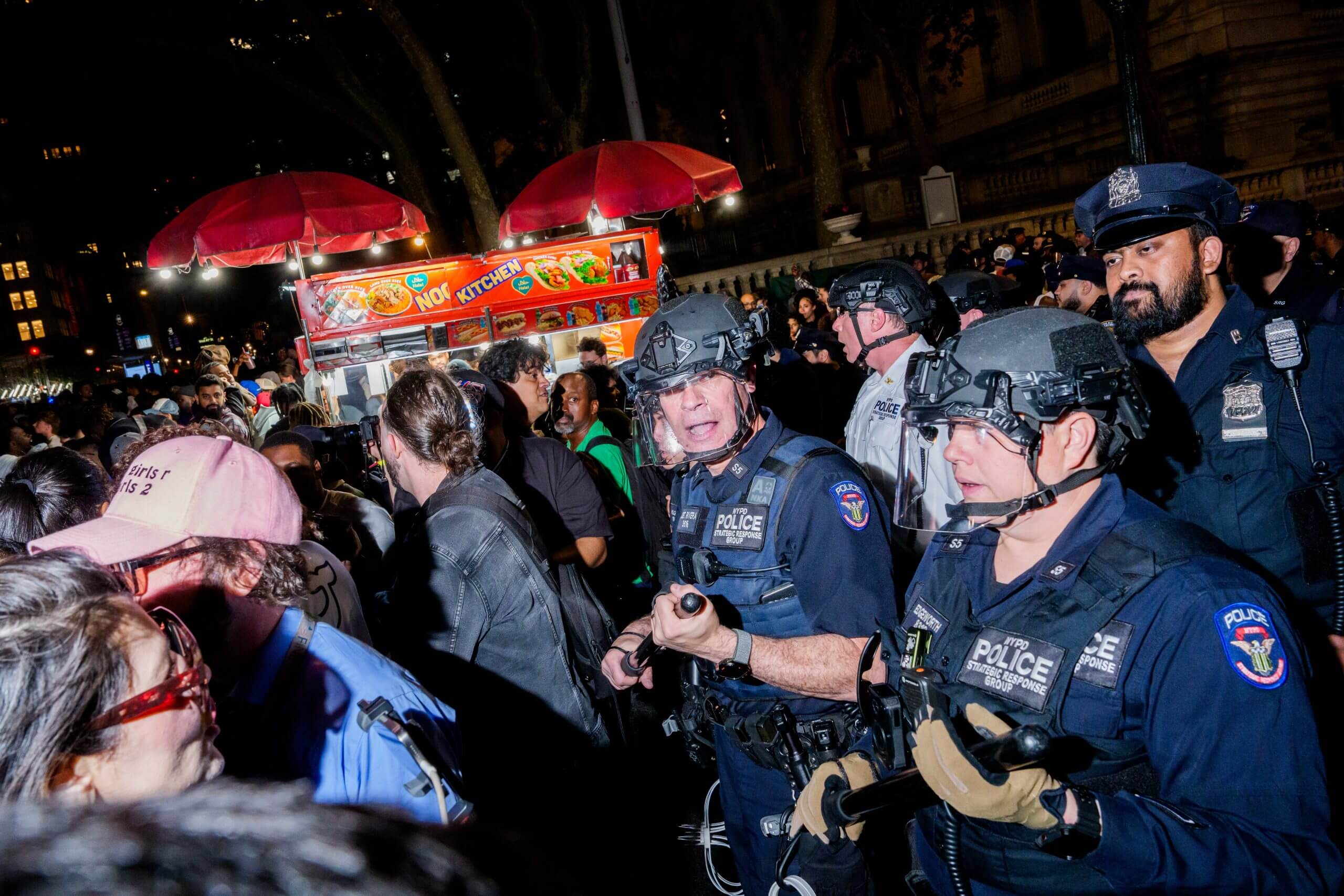 FMVP从未申请交易，却被送走！尴尬！刚喷完恩比德，就成队友！