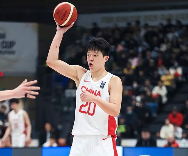 西蒙尼盛赞阿尔瓦雷斯，马竞欲以其为核心建队