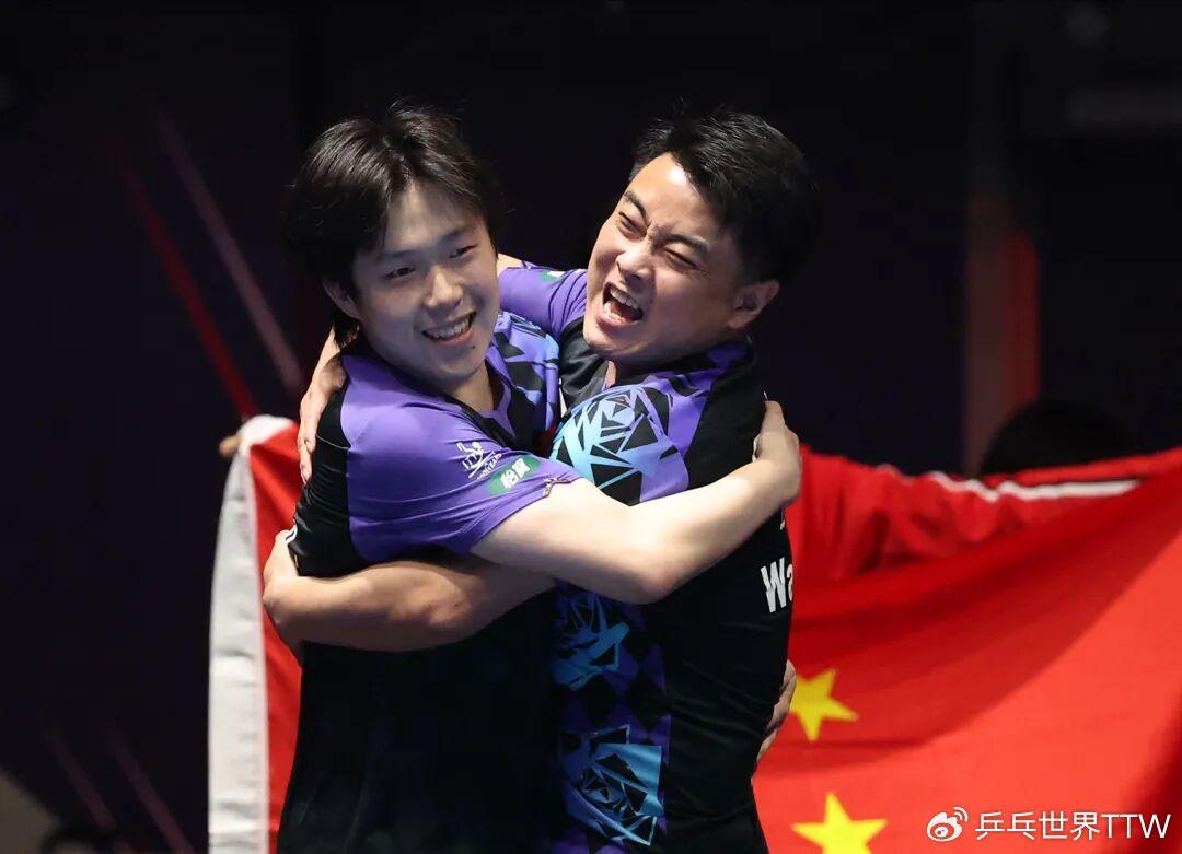 罗马诺：曼联2月就和安德雷桑托斯经纪人沟通，维韦尔了解他