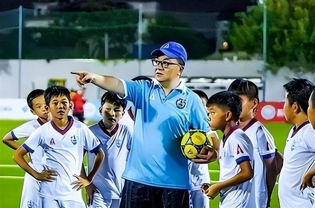 罗马诺：吕迪格续约1年已完成，可能未来24小时内官宣
