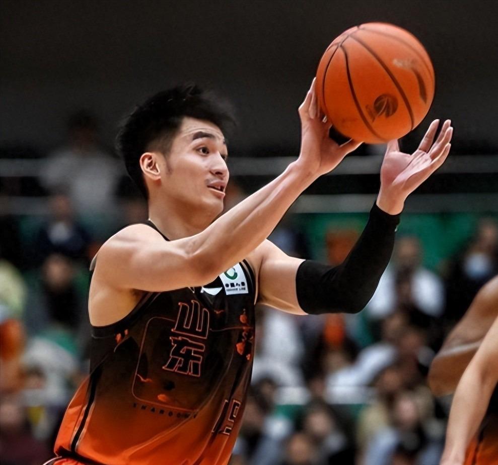 爆了！爆了！文班5年3亿！福克斯离队去尼克斯庆祝！