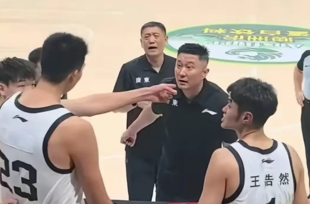 火箭队排第10！ESPN公布新赛季战力榜：湖人9骑士7尼克斯屈居第3
