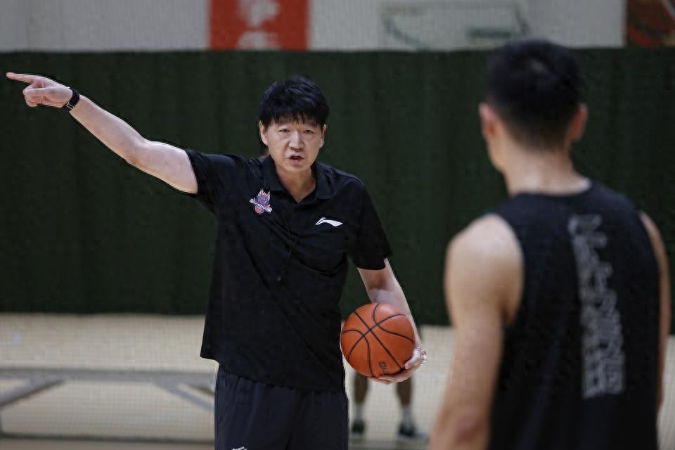 记者澄清森林狼引援交易流言