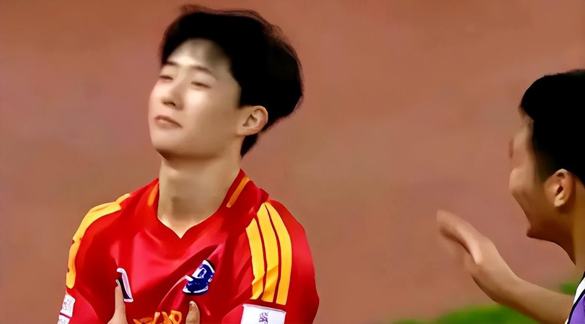 ESPN记者：湖人队内部人士暗示詹姆斯父子可能一起转投新球队