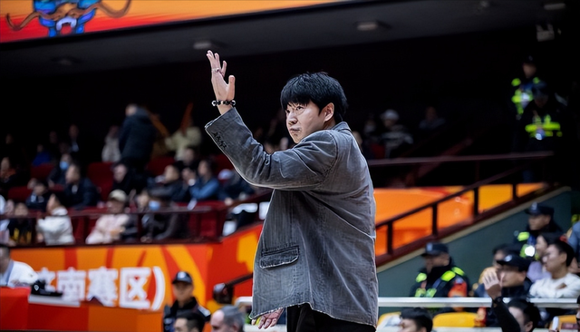 0+0+0！连躺两年总冠军！NBA最大的隐藏赢家