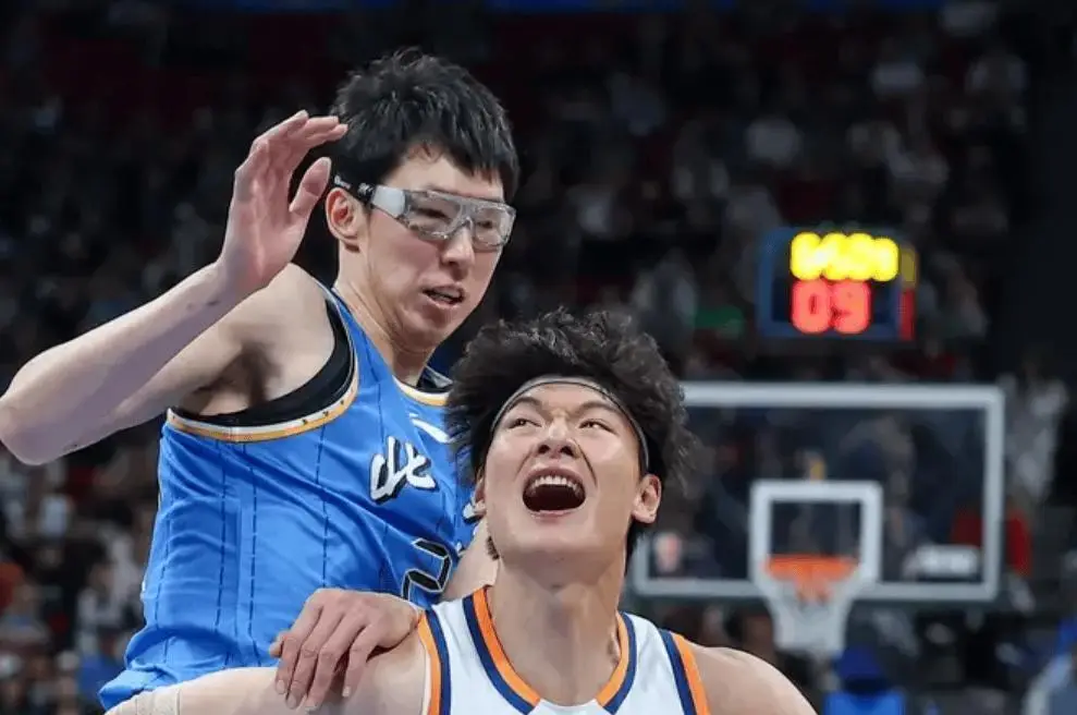 3年5100万！加盟东部第一！快船分崩离析
