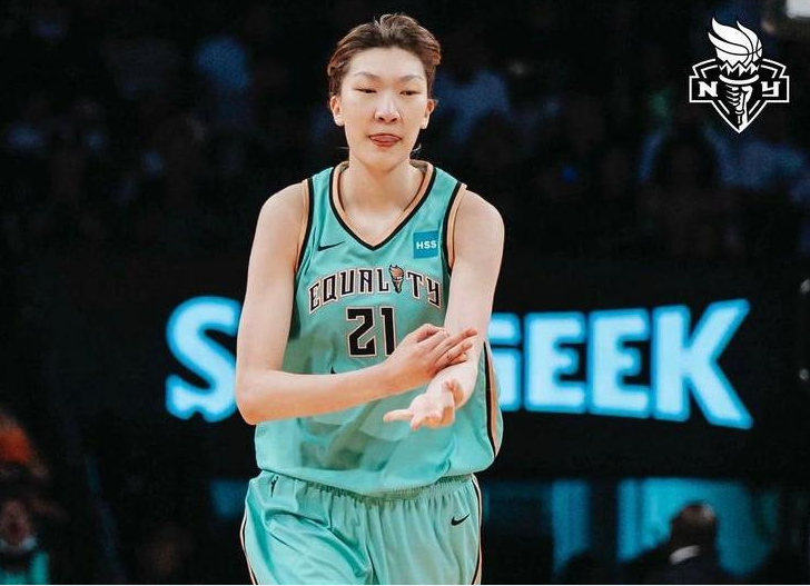 NBA官方总决赛G5裁判报告：漏吹哈珀对布伦森犯规 无碍尼克斯夺冠