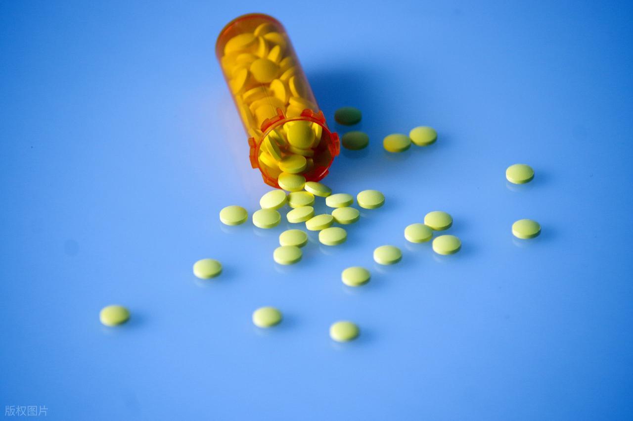 詹姆斯离队，湖人难进季后赛？名嘴列举下赛季西部5强：火箭在列