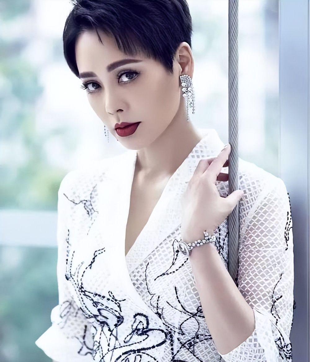 勇士队获得备受瞩目的1.12亿美元侧翼重大交易更新！