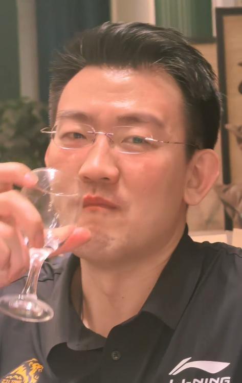 4年1.78亿美元！摆烂球队硬刚湖人，能成功吗？