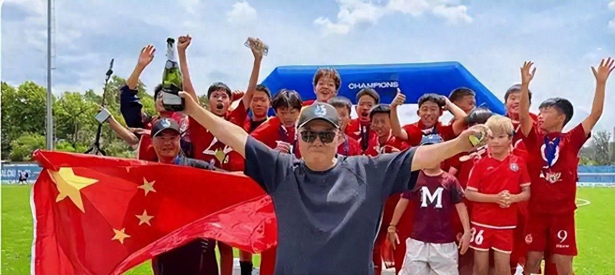 曝凯斯勒与爵士高管关系紧张！湖人机会来了：他是东契奇完美搭档