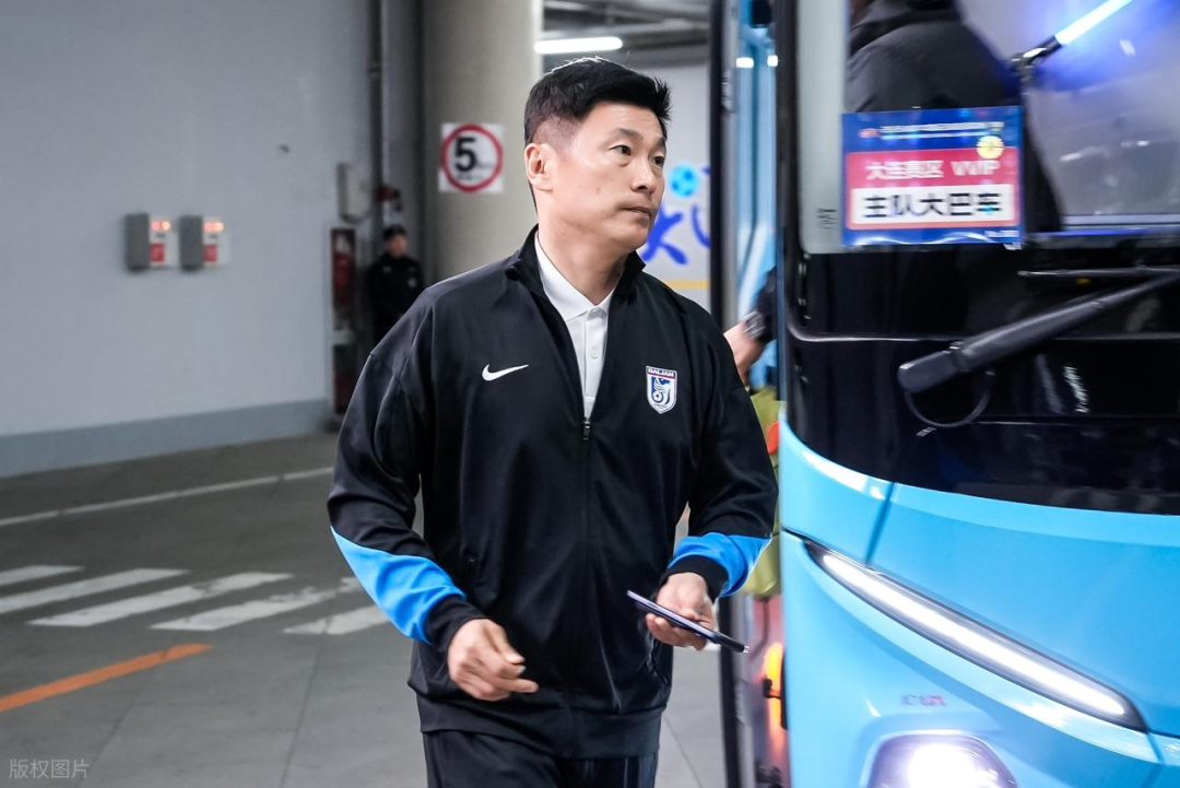 总决G5马刺主场变尼克斯主场