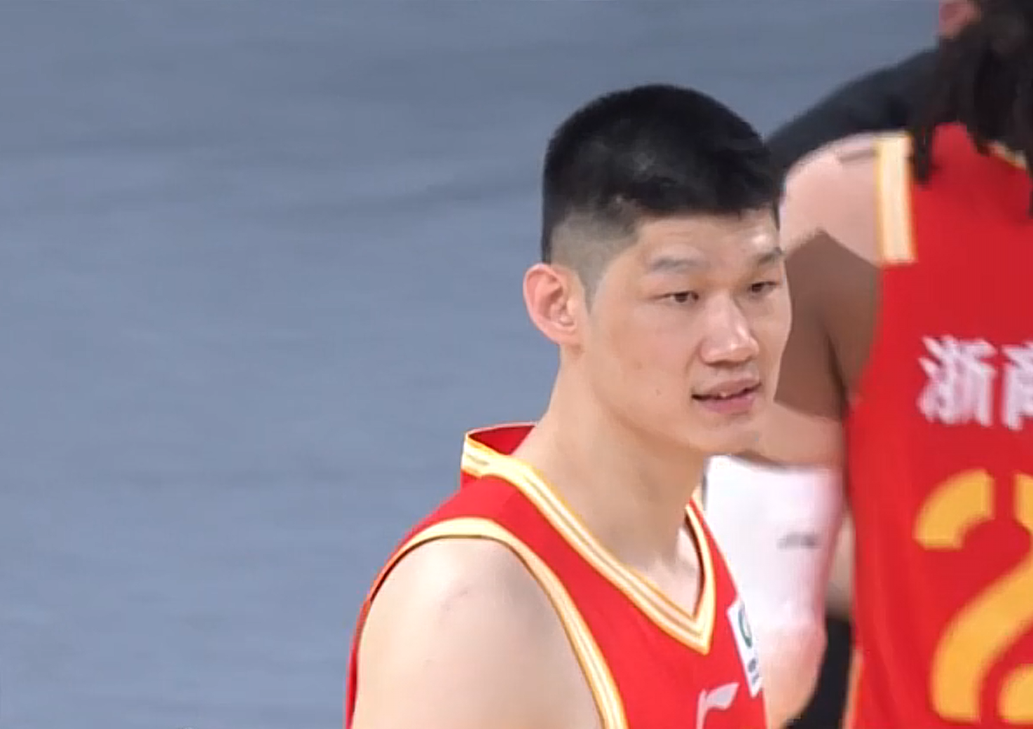 阿奴诺比补篮绝杀 尼克斯4
