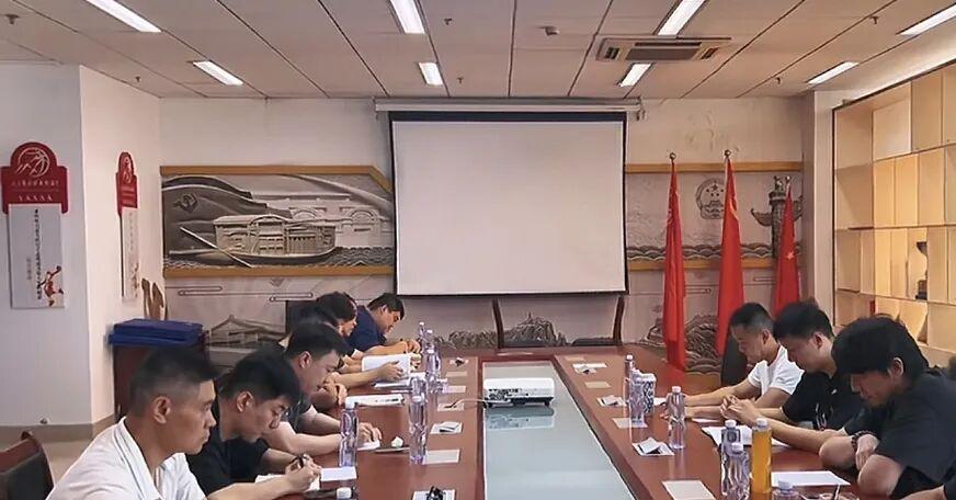 詹姆斯下家是哪？预测网站晒概率：骑士最有可能 勇热也有机会