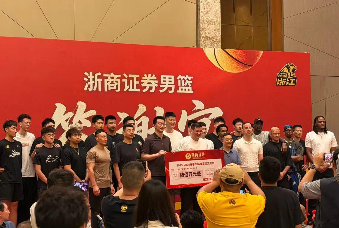 太强了！总决赛场均32.6分，又一名二轮秀拿到FMVP，上一位是他