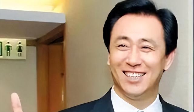 字母哥争夺战，又一匹黑马杀出！森林狼欲五换一，准备组欧洲双塔