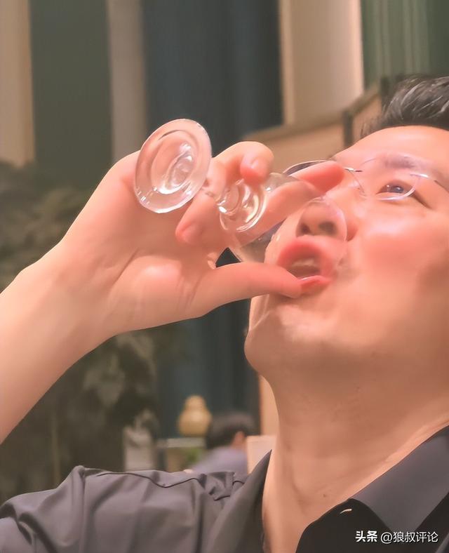 唐斯：布朗最出色的一点就是善于倾听 他非常尊重我们的意见