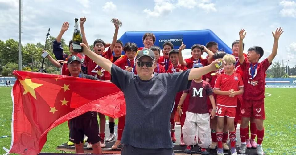 埃弗顿签下切尔西20岁边锋乔治，转会费起价1800万英镑