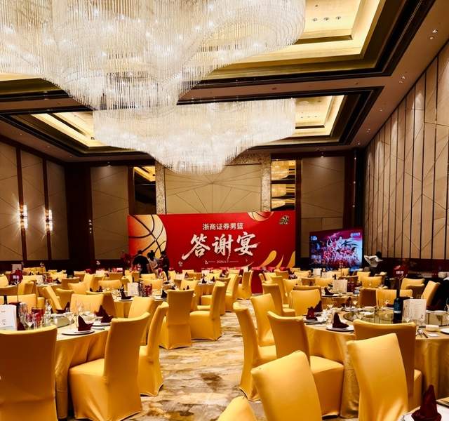 阿斯：杜兰将转会至加拉塔萨雷，加盟前他需签约纪律约束条款