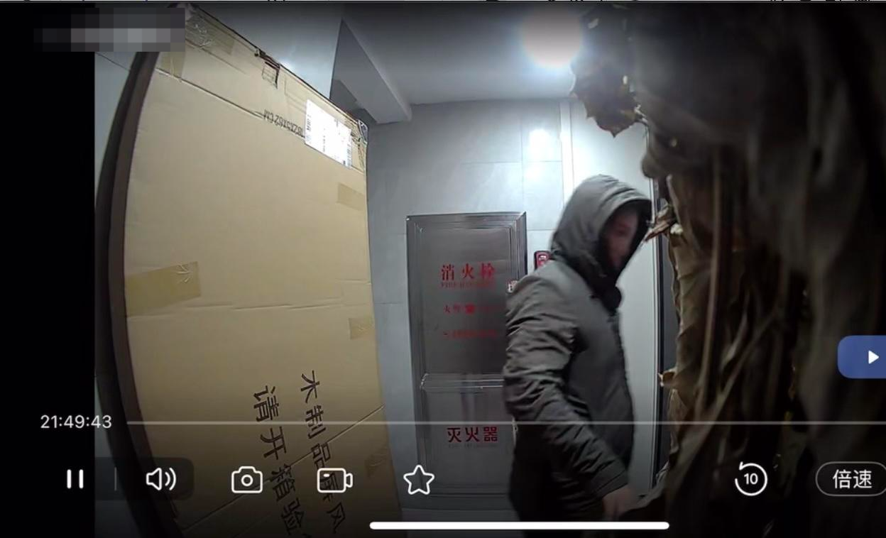学霸港姐王嘉慧晒美照 颜值体态双在线气质出众