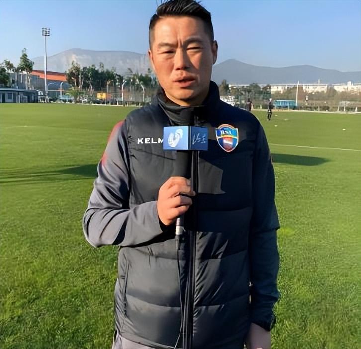 队报：巴黎卖拉莫斯和李刚仁收入破亿，将签阿克利乌舍和迪奥曼德