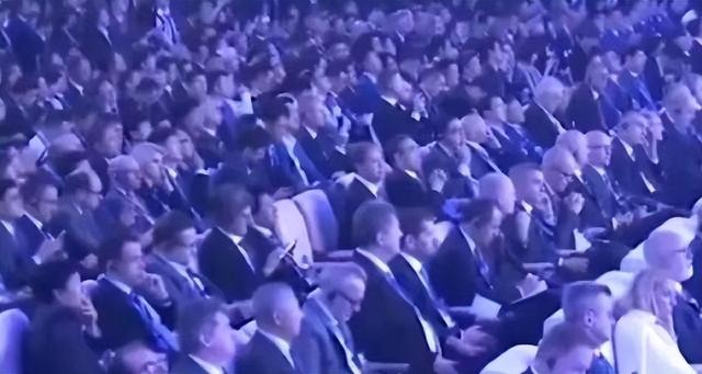 壹号娱乐-国米收购卡马文加必须得穆帅相助 帕斯、帕莱斯特拉转会出现新变化