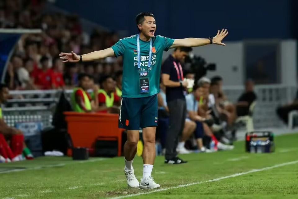 壹号娱乐-和阿森纳、曼城抢人，罗马诺：热刺已加入托纳利争夺战