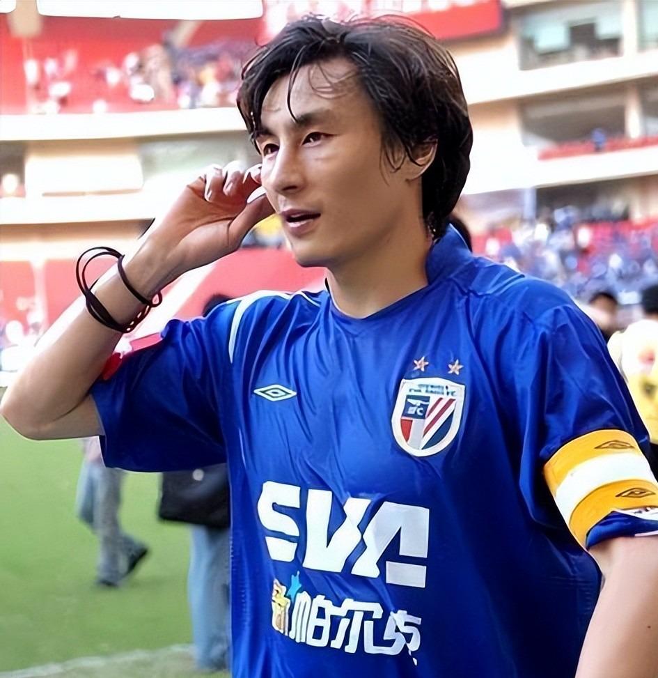 力压沙特门将奥韦斯，巴尔韦德当选FIFA全场最佳球员